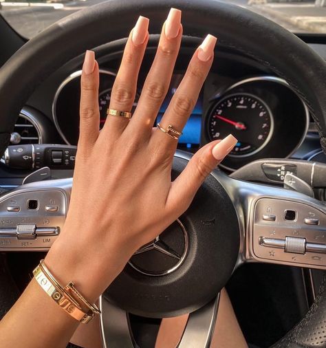 Rings Aesthetic Cartier, Ring Stack Cartier, Cartier Love Ring Gold, Cartier Love Ring Band, Cartier Jewelry Rings, Love Cartier Ring, Love Ring Stack, Love Ring Cartier Stack, Rings Cartier