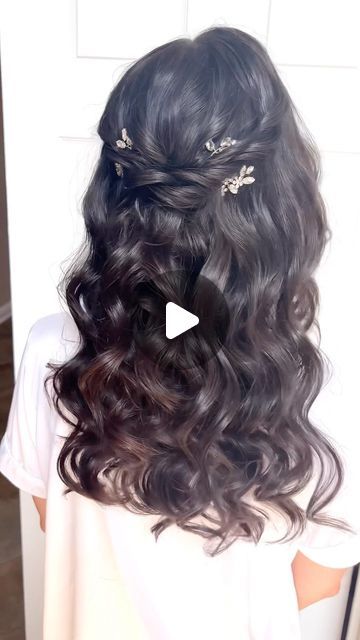 Shannon Sara Bridal Hair on Instagram: "A beautiful mid-length, half-up without extensions 🫶🏼 save for your dark hair inspo😍 . . . . . . Bridal hair, wedding hair, half up hair, buns, hair inspo, dark hair inspo #2024 #bride #bridesmaids #bridesmaidhair #bridehairstyle #bridehair #bridalhairtrends #bridalhair #newjerseybride #njbride #njbridetobe #njbridetobe2024 #pabride #nybride #hairstyle #hairstyles #weddinghair #trends #hairtrends #hairtrends2023" Hair Inspo Dark, 2024 Bride, Wedding Hair Half, Hair Half Up, Hair Buns, Hair Wedding, Hair Nails, Half Up Hair, Bride Hairstyles