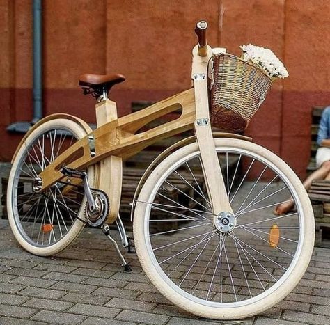 Home Made Gym, Woodworking Business Ideas, Wooden Bicycle, Wood Bike, Wooden Bike, Woodworking Business, Woodworking For Kids, Custom Bicycle, Salvaged Wood