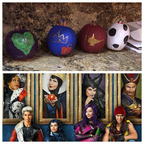 Disney descendants inspired pumpkins Descendants Pumpkin, Red Disney Descendants, Disney Descendants Cast, Disney Descendants Uma, Pumpkins Painting, Disney Descendants Party, Alfredo Bake, Disney Descendants Movie, Apple Pumpkin