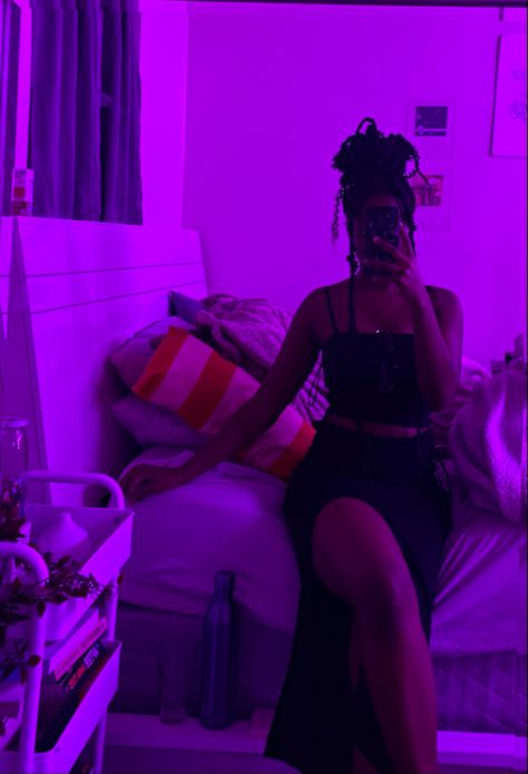 Black Dress Mirror Selfie No Face, Led Lights Picture Ideas, Body Picture Ideas Mirror No Face, Led Lights Photoshoot, Mirror Pics Black Women, Baddie Mirror Pics No Face, 2025 Manifestation, Mirror Selfie Aesthetic No Face, Led Lights Mirror