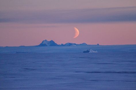 Thousands of tiny quakes shake Antarctica every night | Earth | EarthSky Night Earth, Antarctica Travel, Remote Places, Nature Story, Cold Time, Places On Earth, Girls World, If Only, Science And Nature