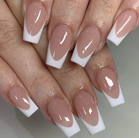 French Nail On Coffin, French Tip Nails Plain, Double French Tip Nails Square, Polygel Nails French Tip, Coffin White Acrylic Nails, Medium Length French Tip Acrylic Nails, Medium Square French Tip Acrylic Nails, Tapered Square Nails French Tip, White French Tip Nails Coffin