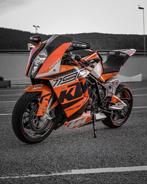 🔥 KTM 1190 🔥 Sometimes you just want to keep it clean 🧼 📸 1190cc_greensteel with our Officially Licensed "Torque" (White/Orange) livery in Glossy finish ✨ 💪 ⁠ #ktmofficial #readytorace #ktmsuperbike #ktmrc8 #ktmrc8r #rc8 #rc8r #rideitlikeyoustoleit #custommade #customgraphics #customgraphicskit #readytorip #motorcycle⁠ #motorrad #mc #bike #bikersofinsta #instabike #motoproworks Pink Kawasaki Ninja, Ktm Rc8 1190, Concept Motorcycles Sketches, Ktm Rc8, Bike And Car, Ktm Motorcycles, Concept Motorcycles, Orange Colour, Cool Motorcycles