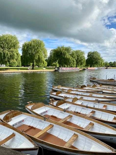 Aesthetic wooden boats on the river Stratford Upon Avon, River Photography, Wooden Boats, The River, Boats, Nature Photography, Around The Worlds, Pool, Outdoor Decor