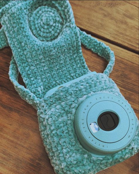 Handmade crochet camera case cute Crochet Instax Case, Crochet Polaroid Camera Case, Crochet Polaroid Camera Holder, Crochet Instax Camera Bag, Crochet Polaroid Case, Crochet Case Phone, Crochet Polaroid Holder, Crochet Camera Pouch, Crochet Camera Case