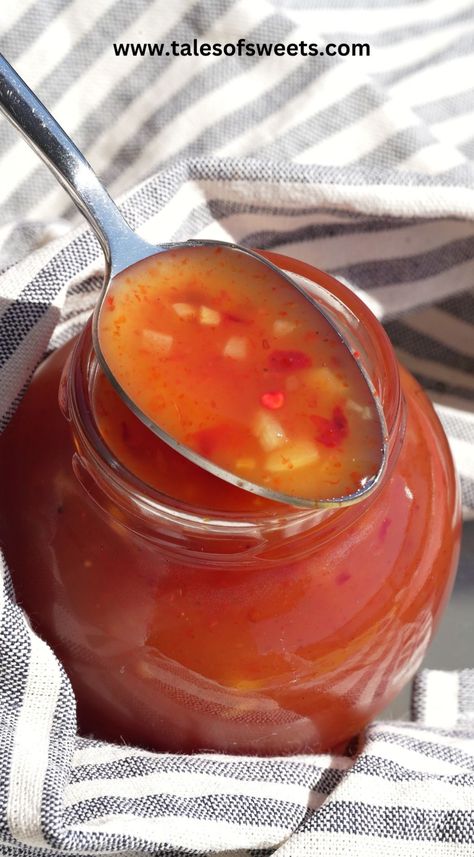 gluten free peach cobbler Spicy Chili Sauce Recipe, Thai Chili Sauce Recipe, Thai Sweet Chili Sauce Recipe, Sweet Sauce Recipes, Asian Sauce Recipes, Homemade Sweet Chili Sauce, Sweet Chili Sauce Recipe, Chili Sauce Recipe, Thai Chili Sauce