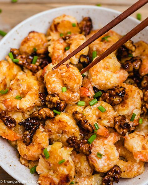 Honey Walnut Shrimp Honey Shrimp, Caramelized Walnuts, Walnut Shrimp, Honey Walnut Shrimp, Gluten Free Desserts Healthy, Honey Walnut, Refined Sugar Free Recipes, Healthy Honey, Air Fryer Healthy