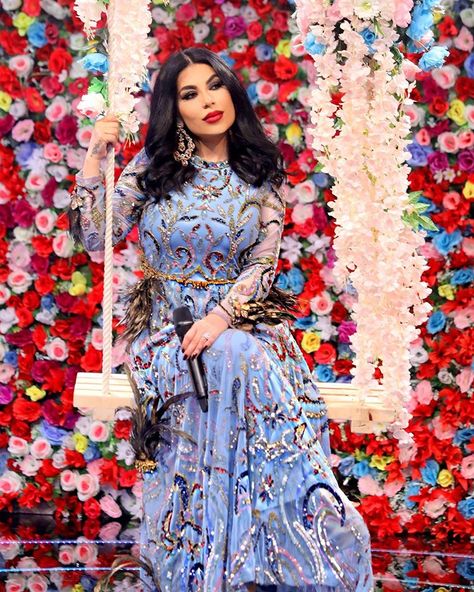 ARYANA SAYEED on Instagram: “To be unique/different and ahead of the curve comes with hard work, sincere/honest effort, creativity, truly caring, sacrifice and so much…” Aryana Sayeed, Daisy Wallpaper, Afghan Fashion, Afghan Clothes, Afghan Dresses, Be Unique, Female Singers, Hard Work, Work Hard