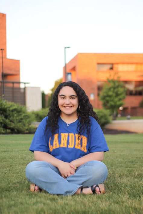 College Tshirt Photoshoot, Lander University, College Photoshoot, College Announcements, Cap Graduation, Graduation Poses, University Tshirt, College T Shirts, Grad Pics