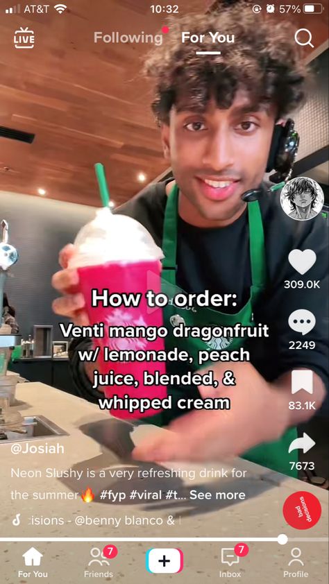 Mango Starbucks Drinks, Fruity Starbucks Drinks Orders, Starbucks Specialty Drinks, Starbucks Copycat Recipes Drinks, Starbucks Frappuccino Recipe, Starbucks Drink Menu, Starbucks Secret Menu Recipes, Starbucks Orders, Starbucks Order