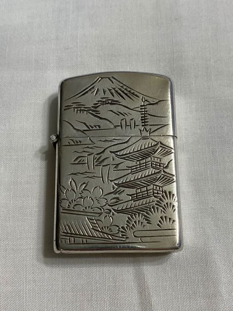 Zippo Collection, Cool Lighters, Image Swag, Zippo Lighter, Puff And Pass, Diy Crafts To Do, Pocket Bag, Cool Items, Belt Buckles