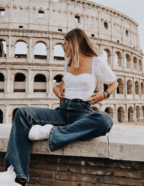 Germany Street Style, Italy Fashion Aesthetic, Rome Italy Outfits, Italy Street Style, Rome Pictures, Rome Outfits, Rome Photography, Italy Girl, Italy Travel Outfit