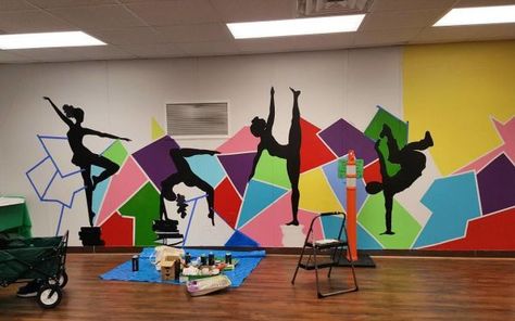 Dance Mural by Pinklomein at KIPP Generations Collegiate Dance Room Painting Ideas, Dance Studio Wall Art, Easy School Murals, Dance Room Decoration Ideas, Dance Wall Painting, Dance Room Ideas, School Wall Design, Dance Mural, School Mural Ideas