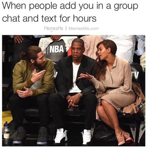 when people add you in a group chat and text for hours meme Group Text, Rage Comics, Jake Gyllenhaal, Memes Humor, Car Humor, I Can Relate, Jay Z, Two People, Bones Funny