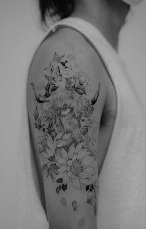 Cow Print Tattoo Sleeve, Cow Shoulder Tattoo, High Land Cow Tattoo, Highland Cow Flower Tattoo, Farm Animals Tattoo Ideas, Black And White Cow Tattoo, Feminine Bison Tattoo, Cow Tattoo For Women, Hereford Cow Tattoo