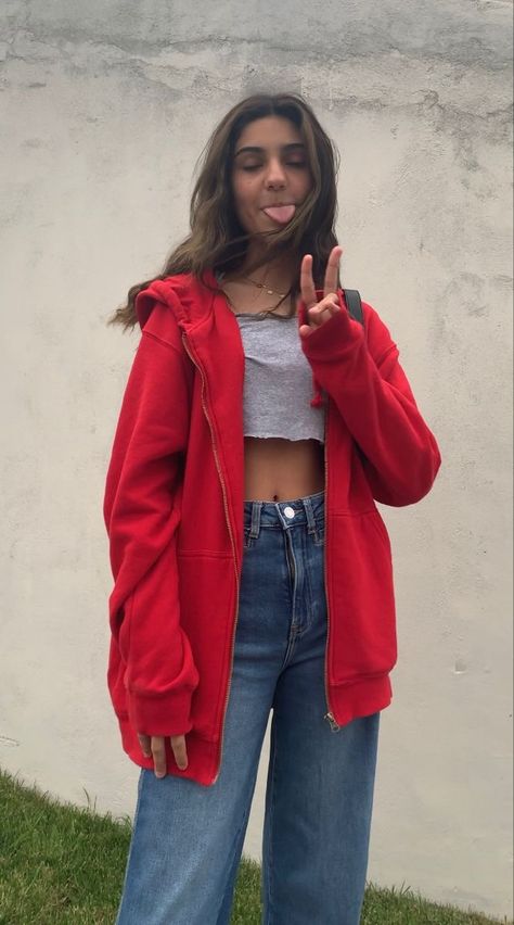 Red Zipper Hoodie Outfit, Red Zip Up Hoodie Outfit, Red Hoodie Outfit Aesthetic, Zip Up Hoodie Outfit Aesthetic, Valentines Fit, Hoodie Jacket Outfit, Red Hoodie Outfit, Red Outfit Casual, Hoodie Outfit Aesthetic