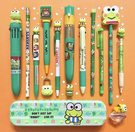 Keroppi Stuff, Miku Music, Silly Core, Frog Stuff, Itty Bitty Baby, Cute Stationary School Supplies, Sticker Organization, Frog Art, Sanrio Wallpaper