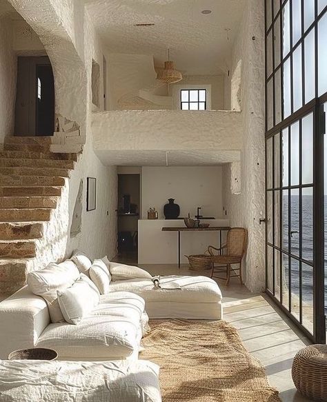 Provencal Living Room, Puglia Villa, Desert Architecture, Vintage Style Living Room, Plastered Walls, Mediterranean Living Room, Rustic Mediterranean, Mediterranean Interior, Mediterranean Living