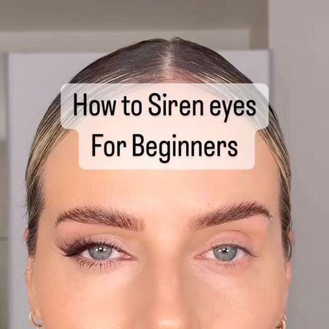 Siren Eyes For Beginners, Subtle Siren Eyes Makeup, Subtle Siren Eyes, Easy Siren Eyes, Easy Siren Eye Makeup, Siren Eyes Hooded, Siren Eyes Hooded Lids, Blue Eyes Makeup Tutorial, Siren Eyeliner