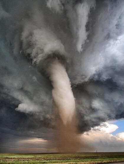 Twitter / ThatsEarth: Tornado, Campo, Colorado. ... Crazy Weather, Wild Weather, Chiaroscuro, Natural Phenomena, Science And Nature, Tornado, Amazing Nature, Natural Wonders, Nature Beauty