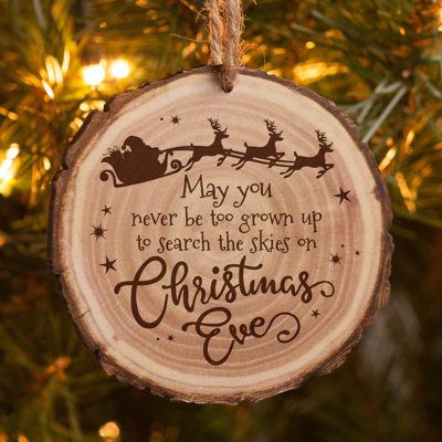 Christmas Ornimates, Glowforge Christmas Projects, Christmas Wood Burning Ideas, Diy Christmas Ornaments To Sell, Wood Burning Christmas Ornaments, Christmas Wood Crafts To Sell, Wood Burning Christmas, Yule Sabbat, Laser Ornaments