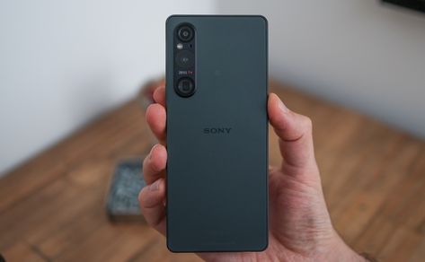 Sony Phone, Mobile News, Sensors Technology, Back Camera, Touch Screen Display, Micro Sd Card, Sony Xperia, Sd Card, Release Date