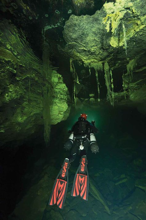 Diving Down Under: Australia's Olwolgin Cave System | Scuba Diving Dive Knife, Hanging Gardens Of Babylon, Scuba Equipment, Technical Diving, Scuba Diving Photography, Diver Down, Underwater Caves, Gardens Of Babylon, Cave System