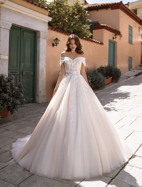 Fancy Ball Gowns, Cathedral Wedding Dress, Puffy Wedding Dresses, Exclusive Gowns, White Bridal Gown, Long Train Wedding Dress, European Wedding, Etsy Wedding Dress, Wedding Dresses Photos