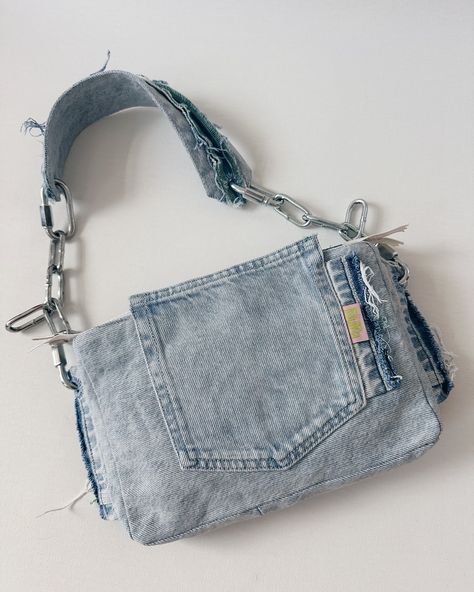 BAG No. 1 baby blue denim with jeans pocket 🩵 Nearly forgot about this one 😅 #upcycled#upcyclingbag#jeans#babyblue#chain#handbag#handmade Things To Make With Jeans, Bag Made From Jeans, Upcycle Bags Ideas, Crafts With Jeans, Diy With Jeans, Upcycled Denim Bag, Upcycling Jeans Ideas, Denim Upcycle Diy, Custom Clothes Ideas