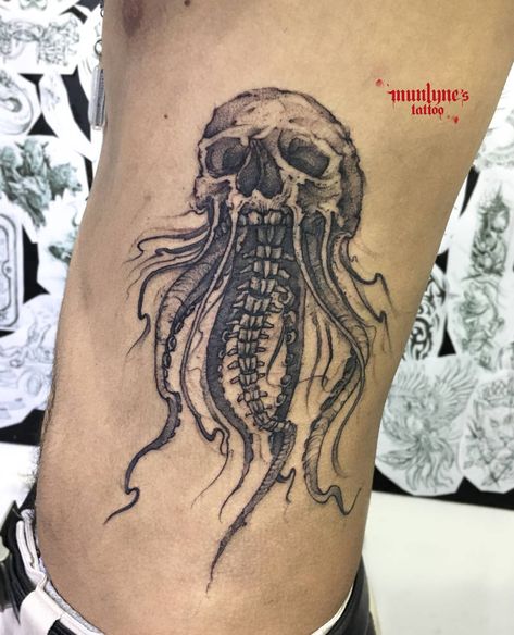 Trash Polka Art, Squid Tattoo, Skeleton Drawings, Water Tattoo, Mushroom Tattoos, Jellyfish Tattoo, Skeleton Tattoos, Ocean Tattoos, Nautical Tattoo