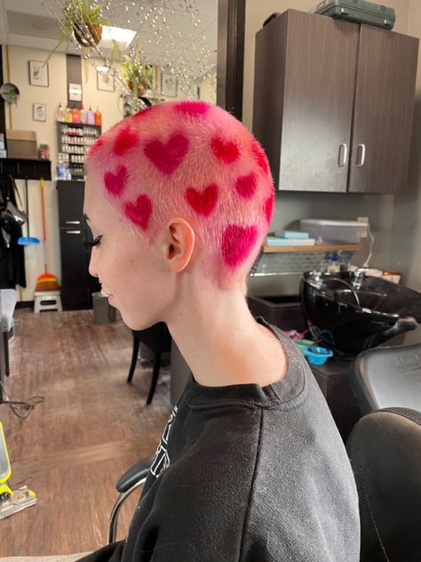 Buzzcut Dye Design, Bald Designs, Buzzcut Color Design, Heart Buzzcut, Coloured Buzzcut, Shaved Head Women Dyed, Heart Dyed Shaved Hair, Buzz Cut Painted Hair, Buzz Head Dyed