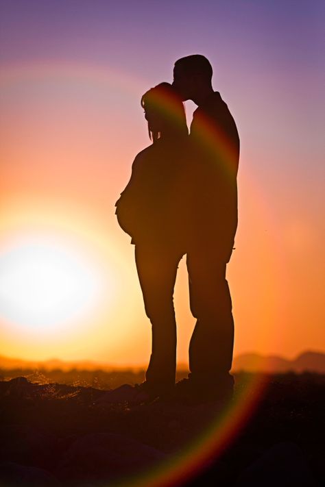 Baby and Sunset Maternity Sunset Pictures, Waiting For Love, Time And Tide, Pregnant Couple, Location Photography, Photo Craft, Pregnancy Shoot, Maternity Pictures, Pregnancy Photoshoot