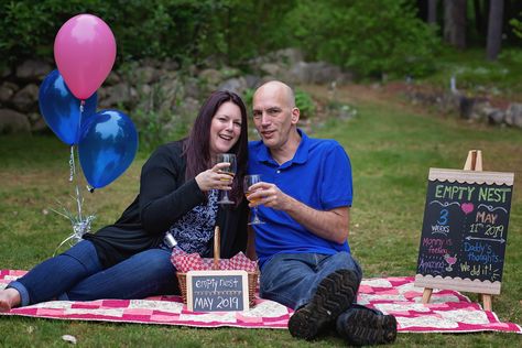 Empty Nesters Photo Shoot Ideas, Empty Nest Photo Shoot, Empty Nesters, Empty Nest, Neon Party, Rose Photography, Photo Shoot Ideas, Fun Ideas, Shoot Ideas