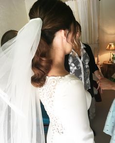 Ponytail With Veil, Ponytail Updo Wedding, Ponytail Bridal Hair, Wedding Ponytail Hairstyles, Hair Veil, Bridal Ponytail, Wedding Ponytail, Simple Veil, Natural Wedding Hairstyles