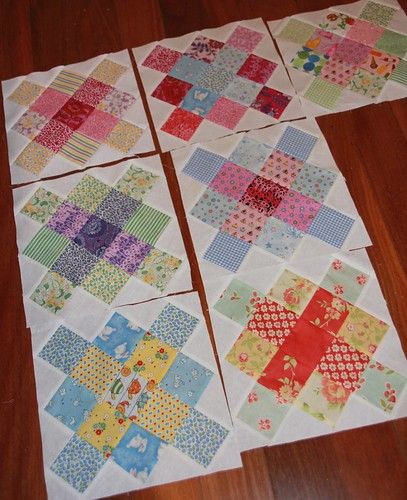 Sew Paint It: Granny Squares Quilt Patchwork Easy, Granny Square Quilt, Squares Quilt, Quilt Blocks Easy, Vintage Quilts Patterns, Postage Stamp Quilt, Scrappy Quilt Patterns, Charm Quilt, Lori Holt