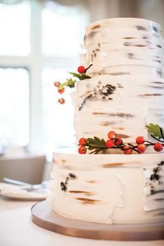 How cool is this birch bark wedding cake?! Really beautiful wedding ideas in this article, Disney Inspired Wedding #7 :: Brave Themed Wedding (Scottish, Gaelic), on the site Kasper Creations Birch Tree Wedding Cake, Tree Wedding Cake, Outdoorsy Wedding, Wedding Cake Tree, Birch Tree Wedding, Disney Inspired Wedding, Creative Wedding Cakes, Disney Wedding Theme, Wedding Cake Rustic