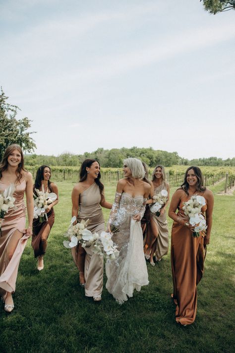 What is the difference between a personal attendant and a bridesmaid? — MN + WI Wedding Planner — HappiLily Events Bridesmaids In Different Colors, Wedding Without Bridal Party, Glam Bridesmaid Dresses, Personal Attendant, Asking Bridesmaids, Bridesmaid Attire, Events Photography, Bridesmaid Dress Colors, Boho Glam