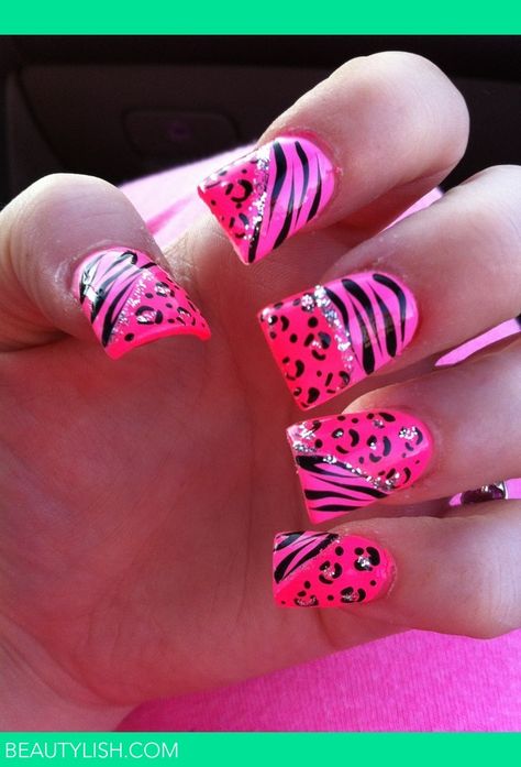 Pink Zebra Nails, Zebra Nail Designs, Kim House, Fan Nails, Cheetah Print Nails, Animal Print Nails Art, Angel Nails, Duck Feet, Zebra Nails