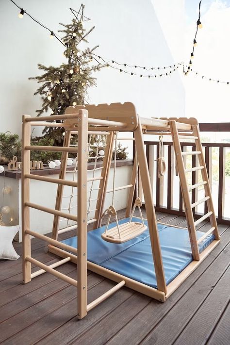 Indoor Wooden Playground, Montessori Climbing Structure, Montessori Playground, Climbing Playground, Montessori Playroom Ideas, Tree House Bedroom, Indoor Playset, Swedish Ladder, Indoor Jungle Gym