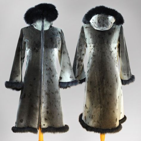 Selkie Coat, Inuit Parka, Inuit Clothing, Fur Dress, Warm Clothes, Fur Clothing, Marine Animals, Fur Fashion, Warm Outfits