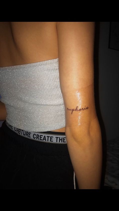 Euphoria Word Tattoo, Euphoria Tattoo Words, Euphoria Tattoo Ideas, Jungkook Inspired Tattoos, Jungkook Tattoo Ideas, Euphoria Tattoo, Collarbone Tattoos, Aesthetic Tattoo Ideas, Artsy Tattoos