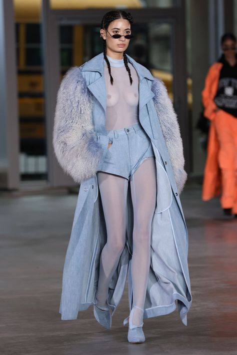 2024 Runway, Hot Short, Mini Short, Washed Denim, Runway Collection, Denim Mini, Fashion Show Collection, Fall 2024, In The Fall