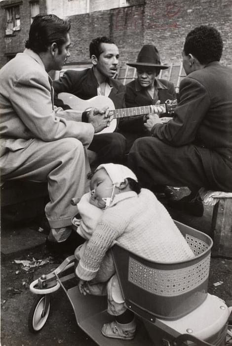 Harlem Nyc, Spanish Harlem, Breathtaking Photography, Gordon Parks, Bnw Photography, Old Photographs, Black Aesthetic, Black And White Photography, Old Photos