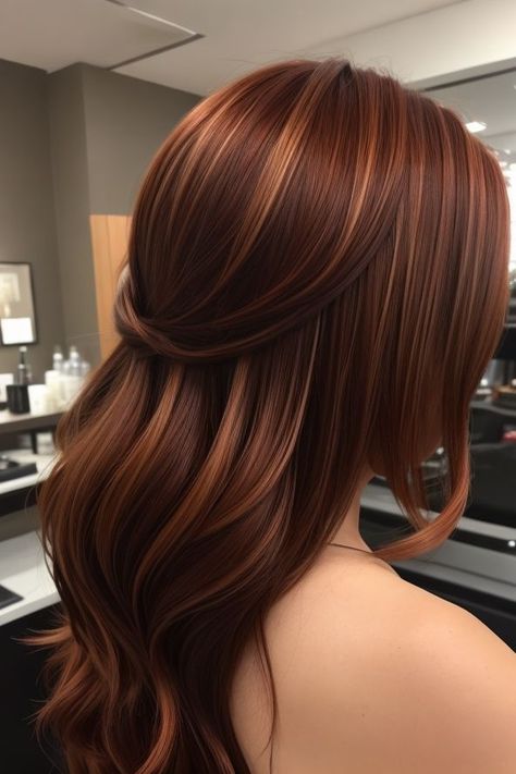 Burgundy Hair Color Ideas: Rich and Regal Hues for a Bold and Beautiful Look - hair colors idea Copper Hair With Highlights, Copper Brown Hair, Summer Hair Color Ideas, Rambut Brunette, Chocolate Brown Hair Color, Perfect Hair Color, Extension Hair, Brunette Hair With Highlights, Hair Color Burgundy