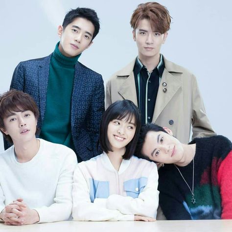 Meteor Garden Cast, F4 Meteor Garden, Meteor Garden 2018, Korean Drama Quotes, Meteor Garden, Free Gift Card, Garden Pictures, Boys Over Flowers, Handsome Actors