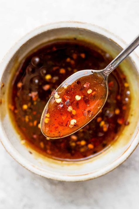 Hot Honey Sauce - a simple, flavorful hot honey recipe that is perfect over chicken, as a dipping sauce and more! #hothoneysauce #hothoneysaucerecipe #hothoneysauceforchicken #hothoneysaucechickenwings Brussel Sprouts Recipes Easy, Hot Honey Sauce, Hot Honey Recipe, Olive Oil Dip For Bread, Hot Honey Chicken, Honey Chicken Recipe, Honey Sauce, Fry Sauce, Hot Honey