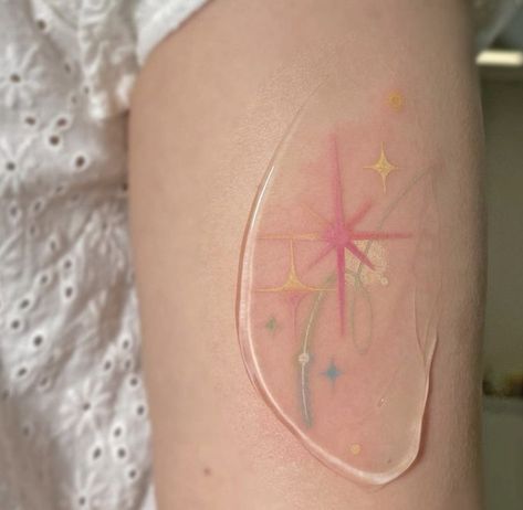 Pastel Star Tattoo, Pastel Tattoo, Wicked Tattoos, Clever Tattoos, Kawaii Tattoo, Getting A Tattoo, Stylist Tattoos, Minimalist Tattoos, Lip Tattoos