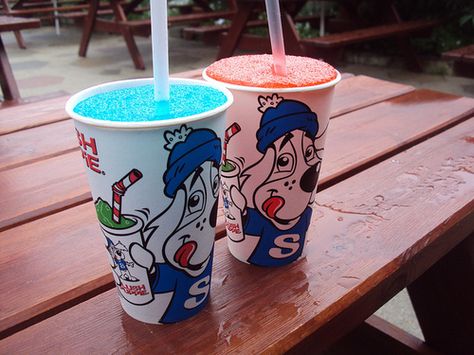 slush puppies!!! not so healthy but so damn good. Slush Puppies, 80’s Toys, Slush Puppy, Frozen Drinks, Slushies, Frozen Treats, I Love Food, Lunches And Dinners, Fun Drinks