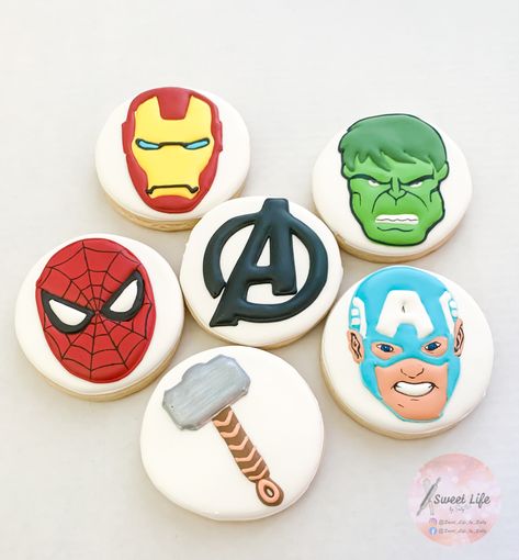 Marvel Cookies, Avengers Cookies, Superhero Cookies, Marvel Birthday, Marvel Birthday Party, Farm Cookies, Customized Cake, Superhero Birthday Cake, Avenger Birthday Party